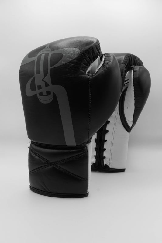 Traze Phantom sparring gloves